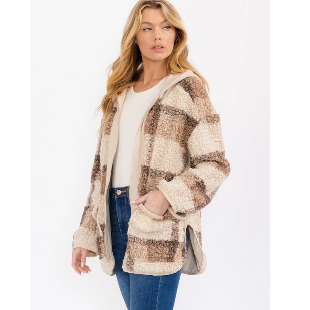 Cozy Plaid Sherpa Hooded Jacket - Cream & Brown